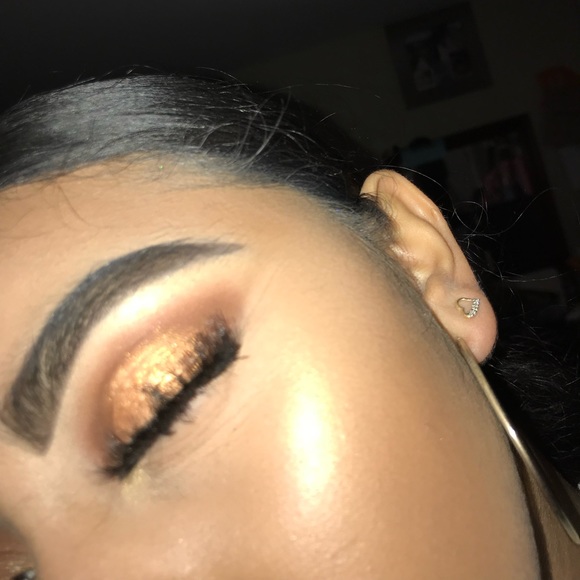 Meet your Posher, Dannai - Picture 1 of 1